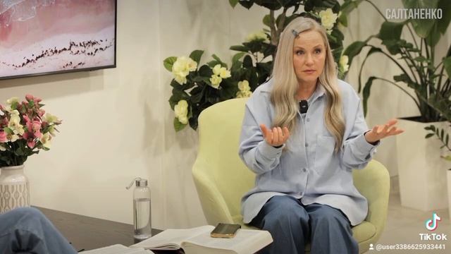 Почему пытаются переписать историю