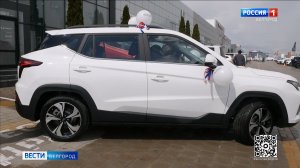 Фонд «Защитники Отечества» вручил авто с ручным управлением ветеранам СВО из Белгородской области