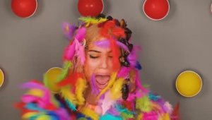 100 загадочных кнопок и только одна тебя спасет