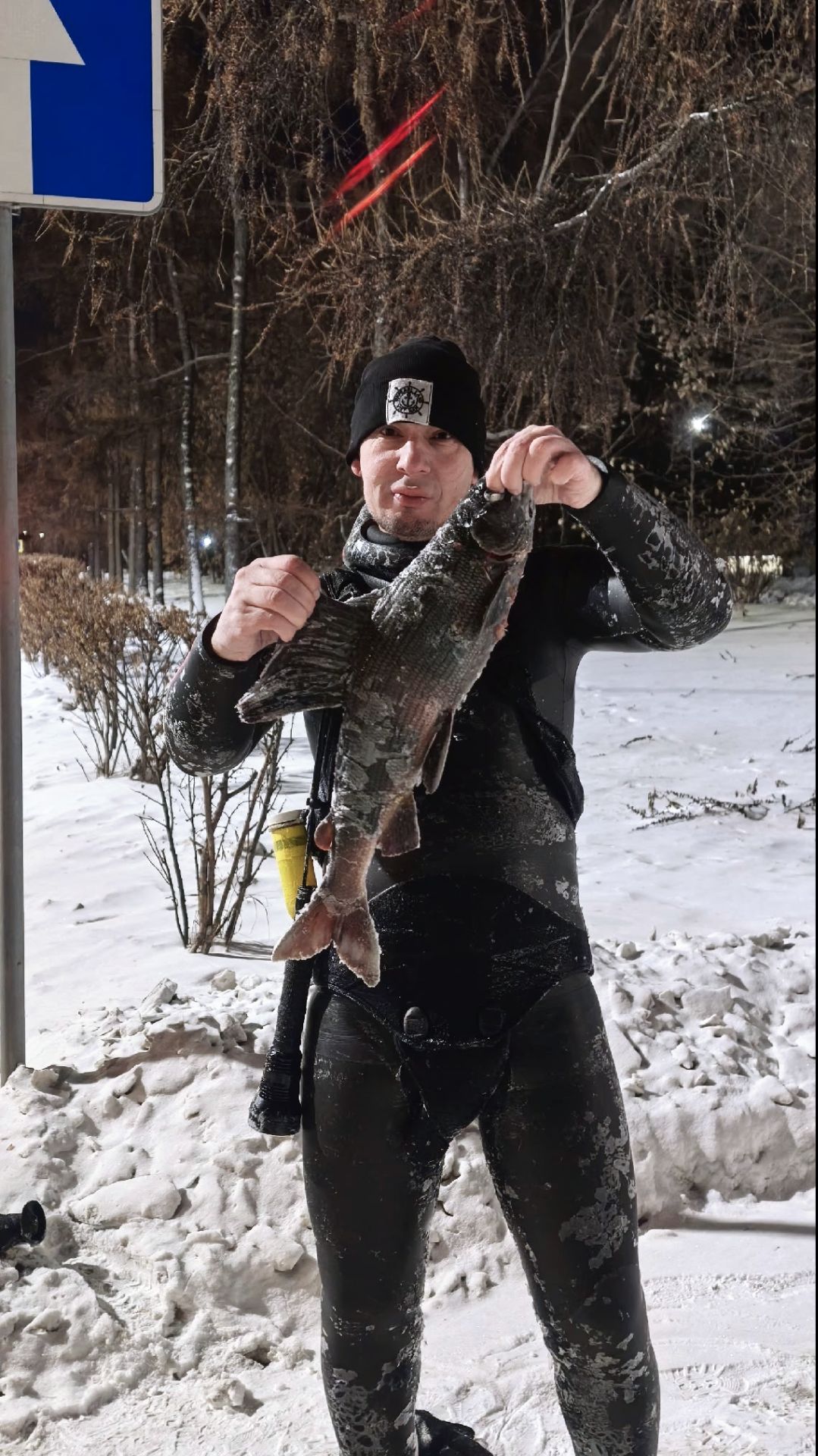 Огромный хариус!