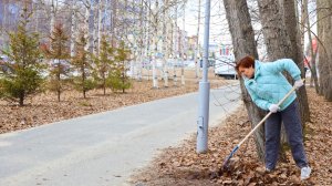 Вартовчане наводят в городе порядок после зимы