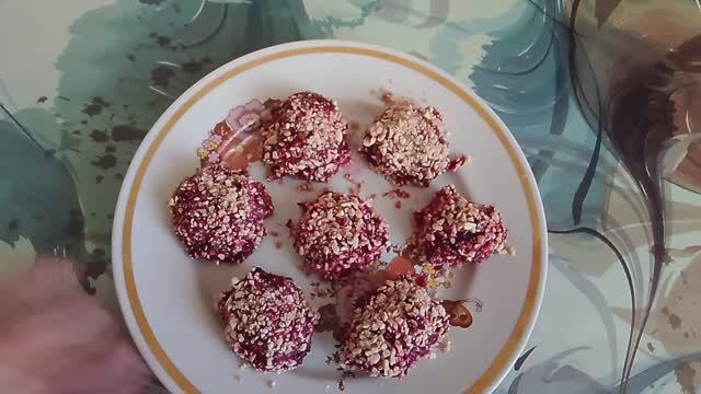 Пирожное из свёклы.