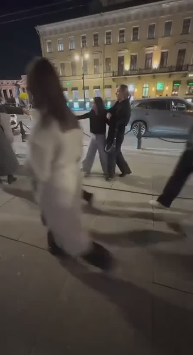 Слишком много любви для 9 секунд