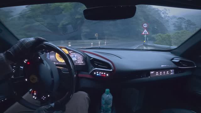 🚗 Часовая поездка по туманной дороге на Ferrari 296 GTB, без слов, без музыки, шум авто