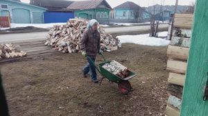 Обычный день в деревне/ Копаю траншею