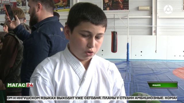 Урок мужества: бойцы СОБРа провели тренировку для детей в Ингушетии