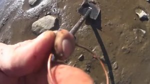 ПРИШЁЛ НА МОРЕ С МЕТАЛОИСКАТЕЛЕМ! ИСКАТЬ ЗОЛОТО! ПОКА ЧТО РЫБА НЕ КЛЮЁТ!