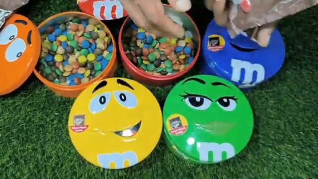 Asmr. Цветные конфеты. Видео для детей. Нэвкин тв.(130)