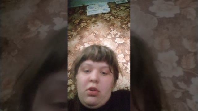 описываю и рассуждаю своего главного хейтера(сори что был шум в середине видео)