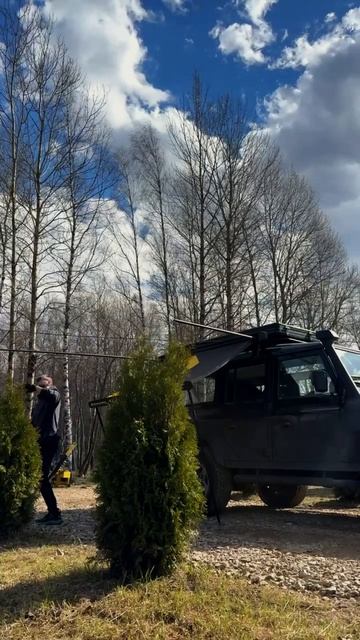 Установка автомобильного тента за минуту на Defender.