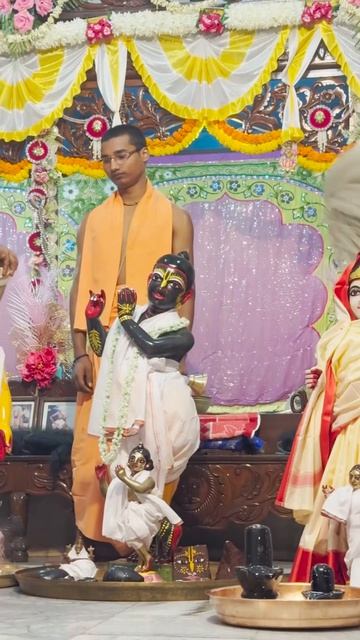 Ежегодное торжество в честь Дня установления Божеств Шри Гопинатх Гаудия Матха (Маяпур)