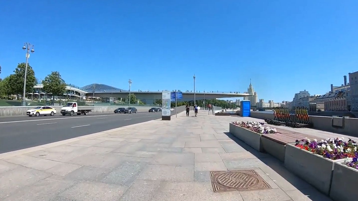 Москворецкая набережная