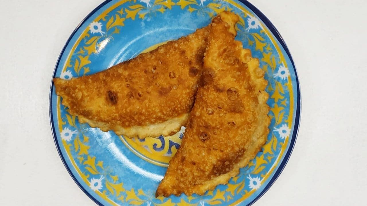 Вкусные чебуреки с домашним фаршем