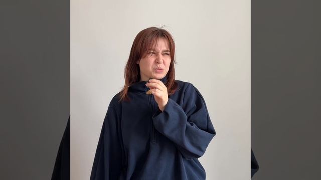 Арина Зенец, студентка СГИ КБГУ, желает всем хорошего настроения!