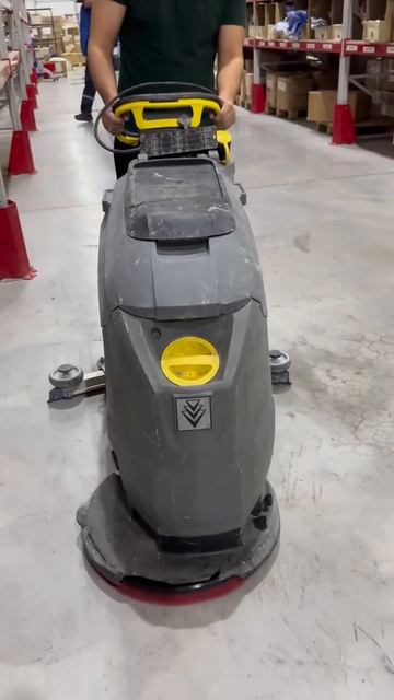 Уборка склада 🚗 тяжёлые загрязнения 😬 справились быстро ✨ сделали скидку 😉