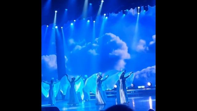 Скрипач-виртуоз Вардан Маркос и Народный хореогр. ансамбль танца АРМЕНИЯ - Народная мелодия АНИ