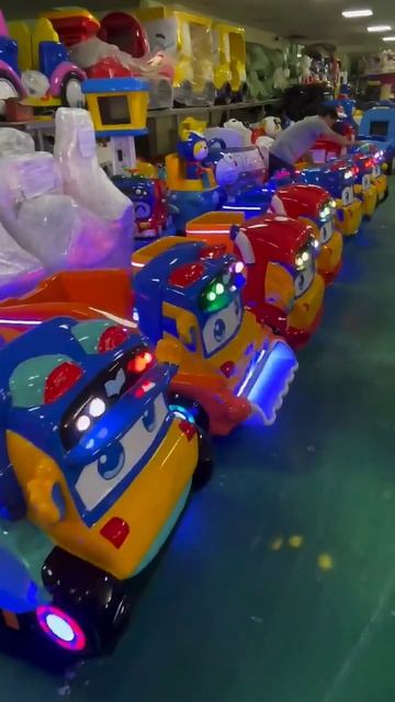 Аттракцион качалка Гонщик