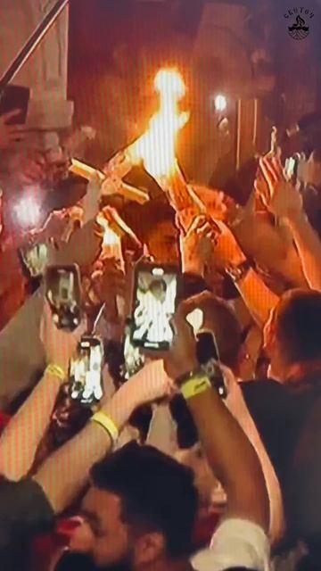 СВЕТОЧ-Тропарь Пасхи (греческий, латинский, славянский)