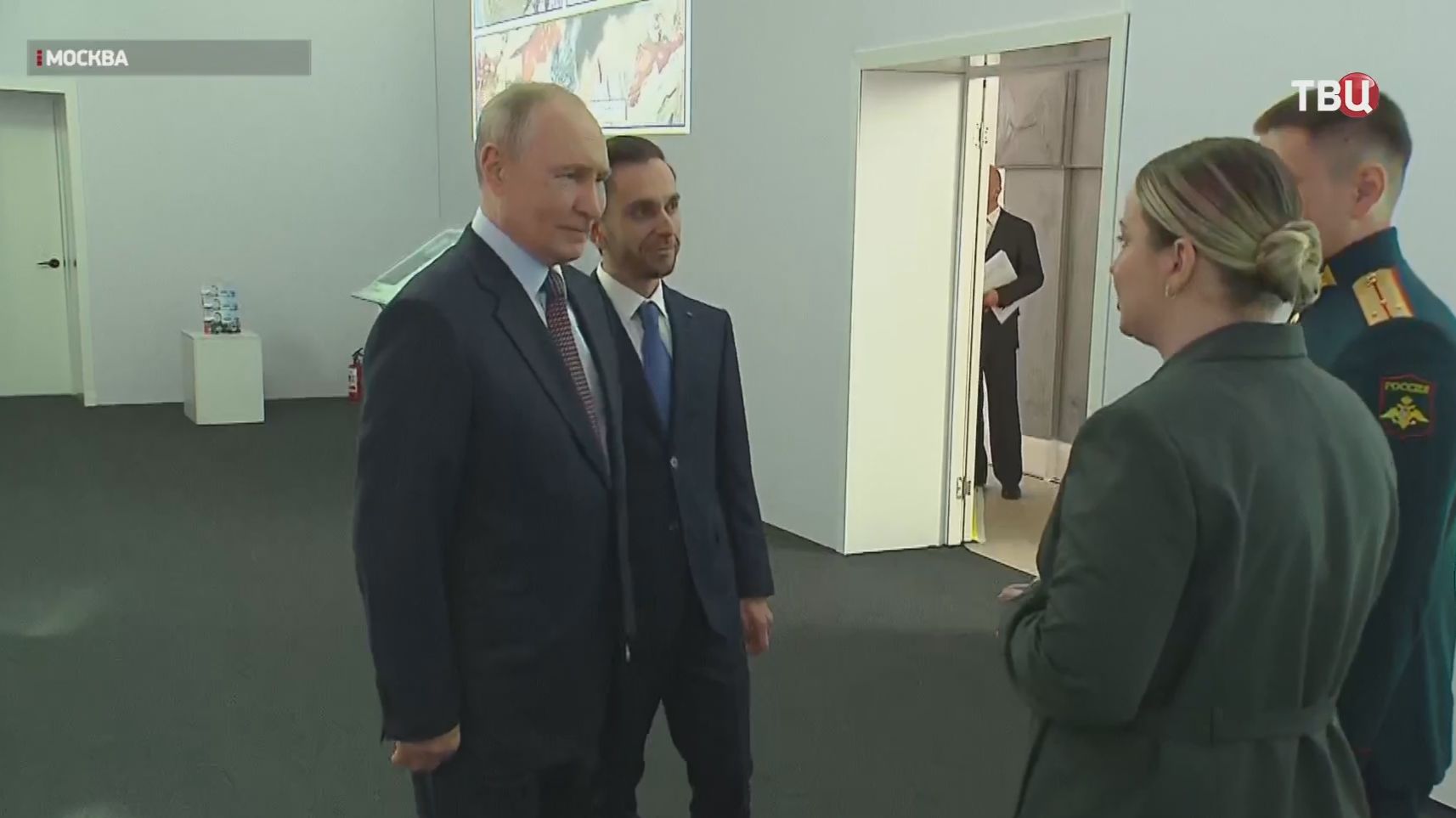 Владимир Путин принимает участие в марафоне 