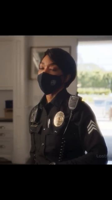 Замуровала мужа в стене спальни, но он остался в живых😨 фильмыфильмсериалкино