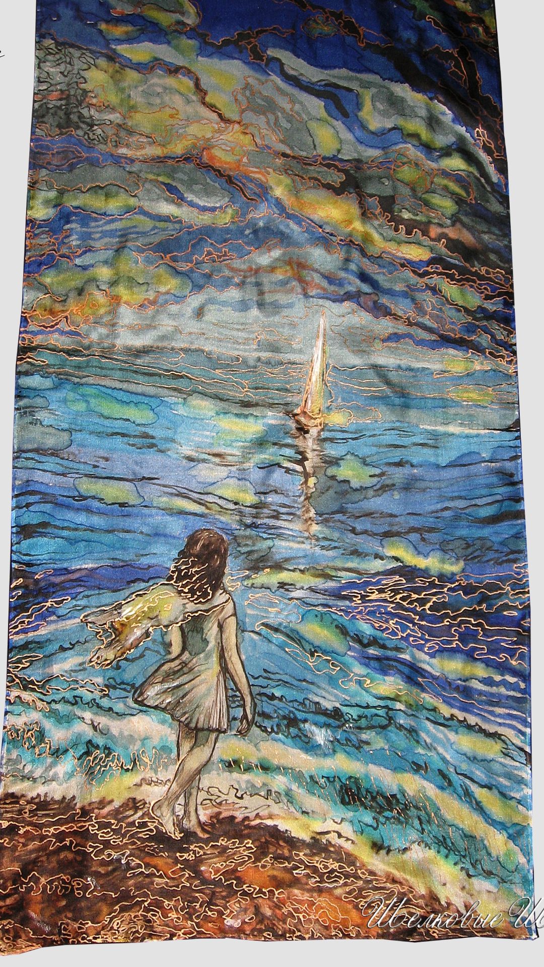 Шарф из натурального шелка с рисунком 