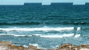 Буря у скал