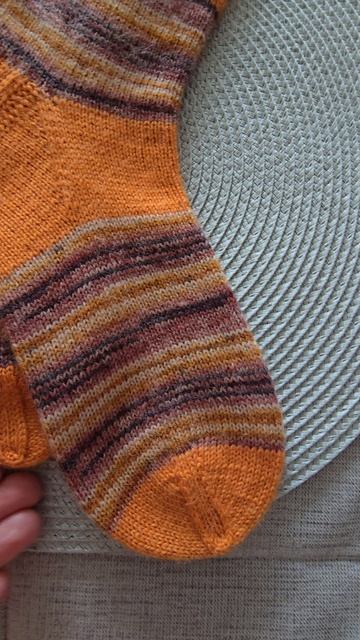 Носки. Апрель