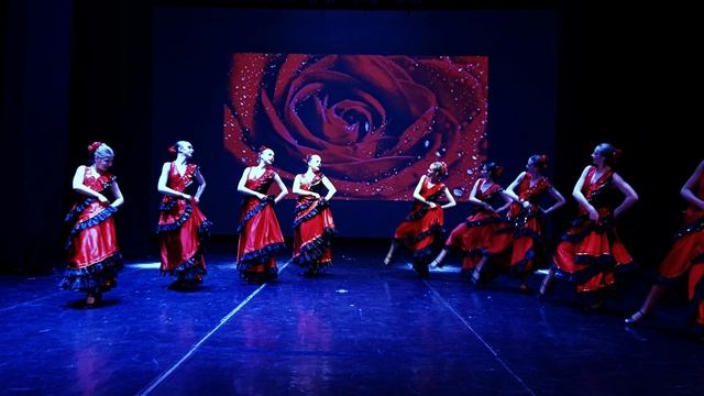 Испанский танец