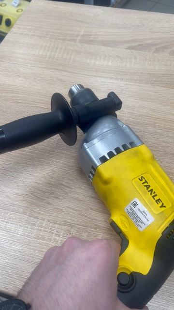 Дрель Stanley