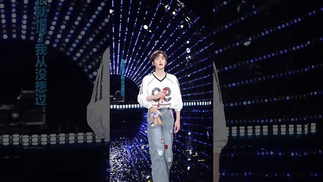 30.04.2026 Fengfeng Is Crazy 峰峰疯了 Фэнфэн сошёл с ума