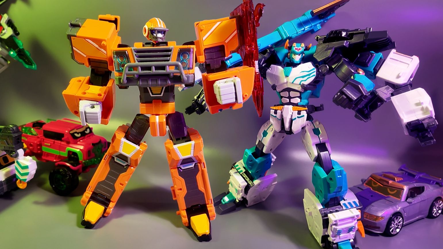 Роботония Metal Cardbot ► Mega Trucker / Musclehyde