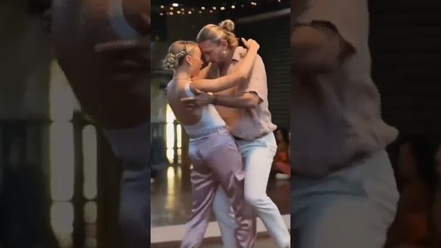 Одинокая волчица