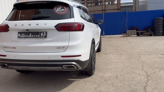 R20 на Chery / Tenet 8 / паутина + 225/45