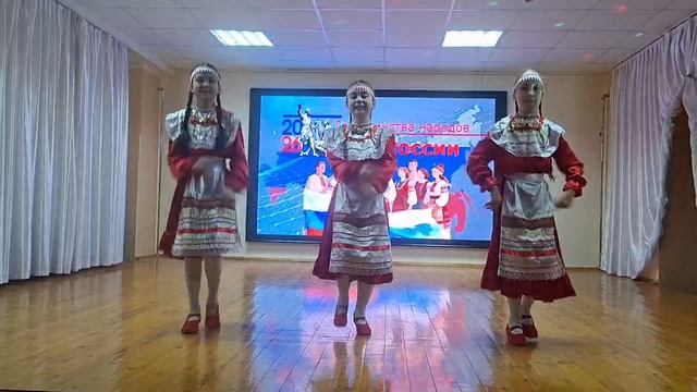 Танец чувашский