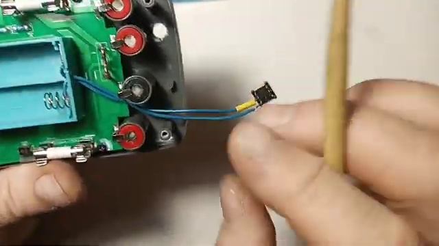 262. КНОПКА ПИТАНИЯ для мультиметра ZOYI ZT303   11-56