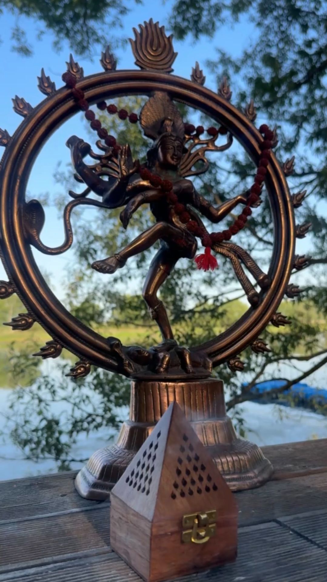 Семейный ретрит с Битту Малликом и Юклей (6-9 августа)