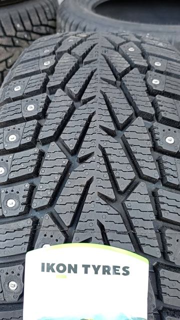 Шины шипованные Ikon Character Ice 7 20550R17 93T TS77994 XL