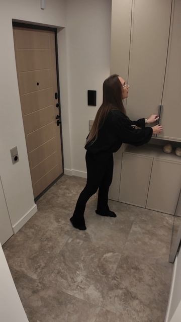 Обзор прихожей