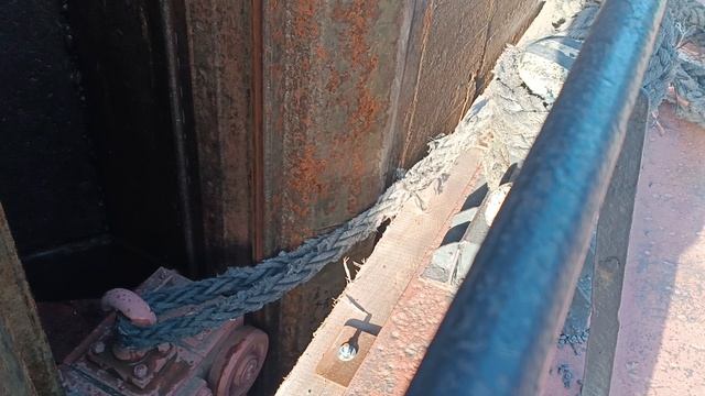 Заход в шлюз.Шлюзование.