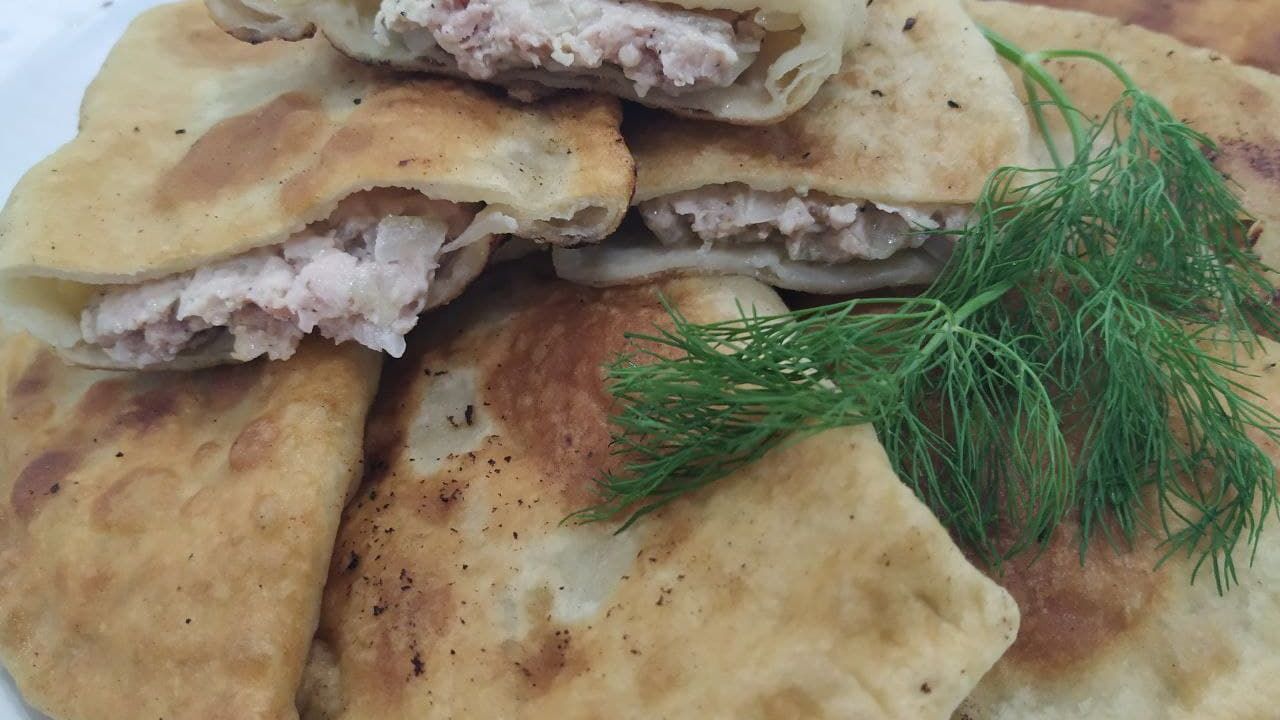 Воздушные чебуреки с куриным фаршем