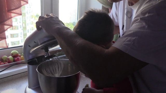 Шарлотка от Артемия мужскими руками.28.09.2021