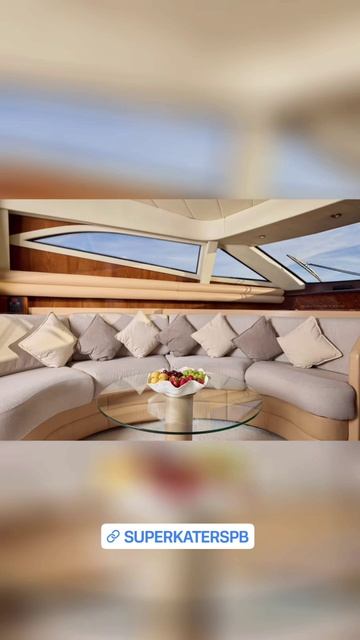 Моторная яхта Dominator 68 КРОН