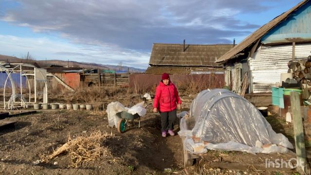 Огородные работы на грядках и парниках