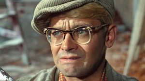 «Операция «Ы» и другие приключения Шурика» (1965) Послушай, у вас несчастные случаи на стройке были?