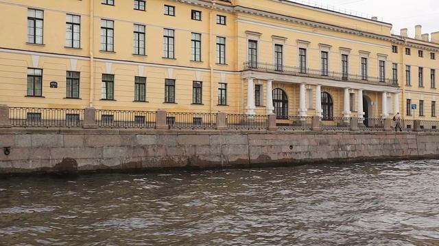 Санкт-Петербург. Прогулка по рекам и каналам.