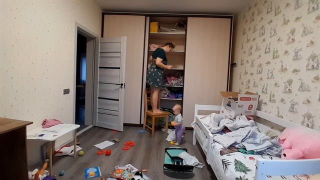 34-2024 06.12.24 Влогмас 6 декабря! Продолжаем уборку в детской комнате) Почему Василиса не в детско смотреть онлайн