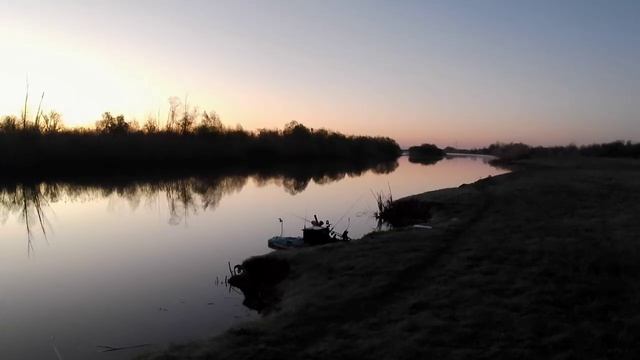 Релакс видео рассвет на старой волге#fishing #астраханьрыбалка #астраханскаяобласть #рассвет