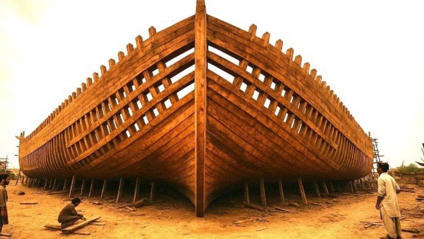 Как Пакистанские мастера строят гигантские деревянные корабли.