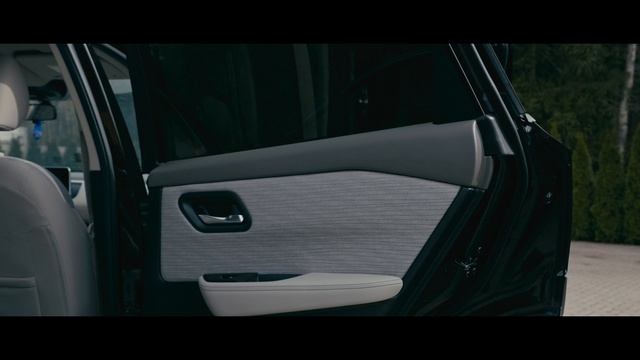 NISSAN Rogue SV 2023