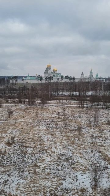 Падал снег...